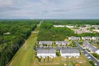 907 Dominion Townes Ct in Richmond, VA - Building Photo - Building Photo