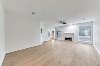 2908 Shadywood Ln in Plano, TX - Foto de edificio - Building Photo