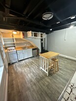 2 Champney Pl, Unit 1 Apartamentos