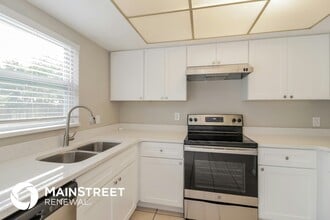 2495 E Sherwood Cir in Cocoa, FL - Building Photo - Building Photo