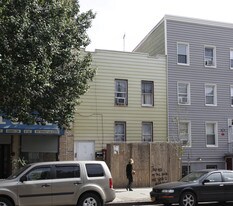 306 Graham Ave in Brooklyn, NY - Building Photo