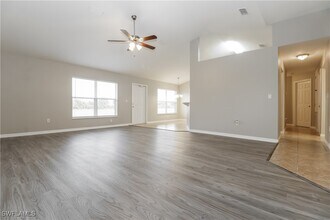 1119 NE 5th Ave in Cape Coral, FL - Building Photo - Building Photo