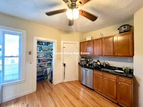 59 Cedar St, Unit 2L in Somerville, MA - Building Photo - Building Photo