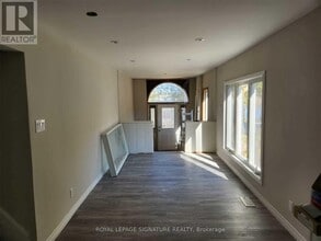 5749 Lakeshore Rd in Whitchurch-Stouffville, ON - Building Photo - Building Photo