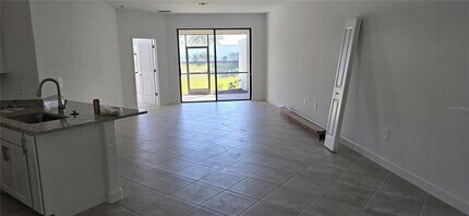 15810 Sunny Day Dr in Bradenton, FL - Foto de edificio - Building Photo