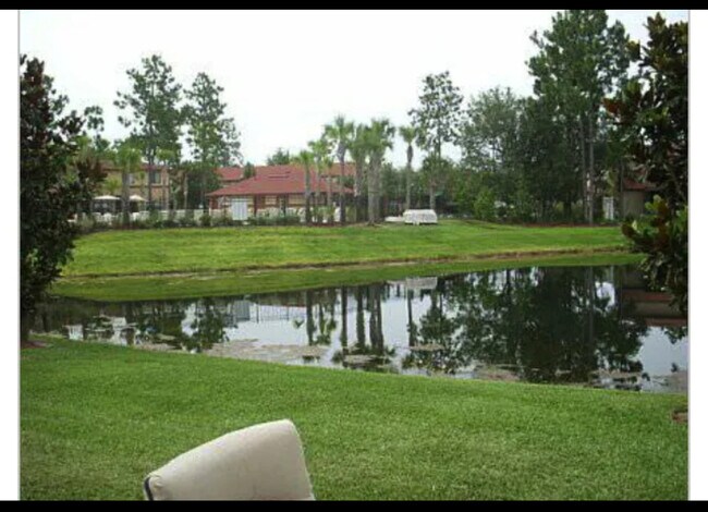 property at 619 Briar Way Ln
