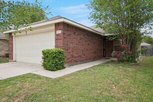 9004 Quarry Ridge Trail in Fort Worth, TX - Building Photo