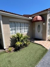 6701 NW 166th Terrace in Miami Lakes, FL - Building Photo - Building Photo