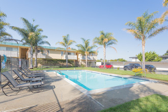 BeachWalk Apartments in Foster City, CA - Foto de edificio - Other