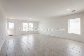 2308 Claire Dr in Yukon, OK - Building Photo - Building Photo