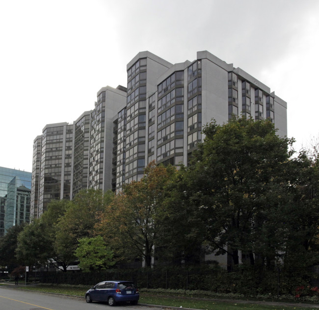 The Pavilion in Toronto, ON - Building Photo - Building Photo