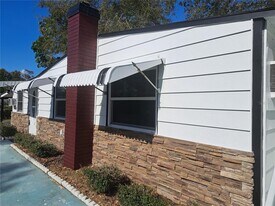 1040 65th St S in St. Petersburg, FL - Building Photo