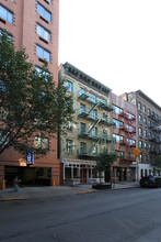 280 Mott St in New York, NY - Building Photo - Building Photo