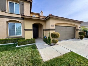 35806 Bobcat Way in Murrieta, CA - Building Photo - Building Photo