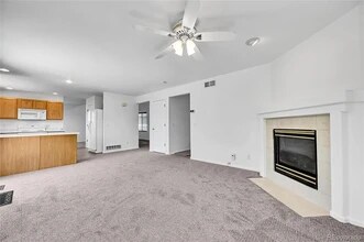 11963 Dahlia Dr in Thornton, CO - Building Photo - Building Photo