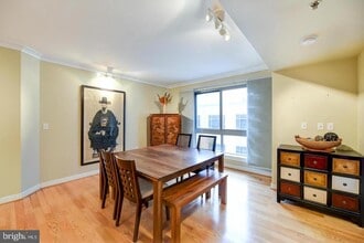 777 7th St NW in Washington, DC - Building Photo - Building Photo