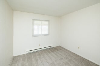 Park Terrace Apartments in Toledo, OH - Building Photo - Interior Photo