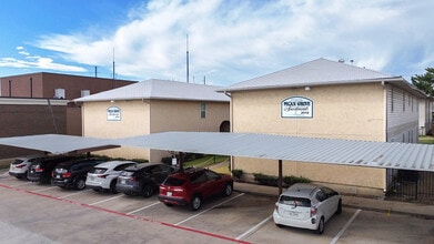 Pecan Grove Apartments in Denton, TX - Building Photo - Building Photo