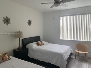 20 Key W Ct in Weston, FL - Building Photo - Building Photo