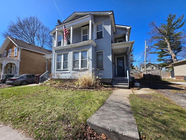 15 Edmonds St in Rochester, NY - Foto de edificio - Building Photo
