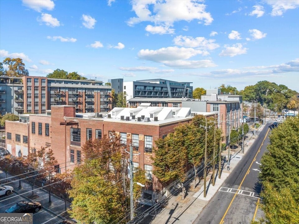 650 Glen Iris Dr NE in Atlanta, GA - Foto de edificio