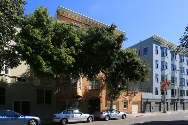 Oak Street Apartments in San Francisco, CA - Foto de edificio - Building Photo