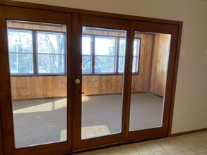 E432 Bay Ln in Luxemburg, WI - Building Photo - Building Photo