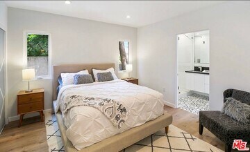 6046 Fallbrook Ave in Los Angeles, CA - Building Photo - Building Photo