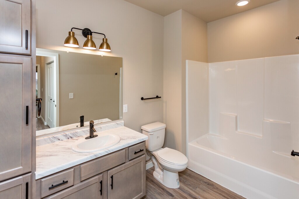 The Plains Apartments Watertown, SD Apartments