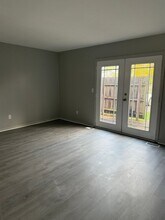 6820-6826-6826 Emerald Ave in Enon, OH - Building Photo - Building Photo