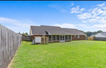 108 Fieldstone Dr in Enterprise, AL - Building Photo - Building Photo