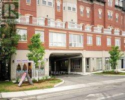 15450 Yonge St in Aurora, ON - Building Photo - Building Photo