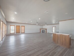 116 E Cedar Dr in Tuttle, OK - Building Photo - Building Photo