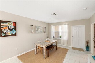 2851 NW Treviso Cir in Port St. Lucie, FL - Building Photo - Building Photo