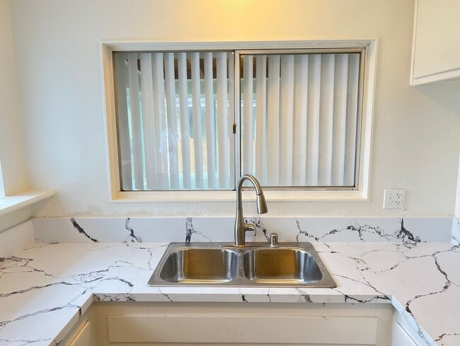 5166 Bowden Ave in San Diego, CA - Building Photo - Building Photo