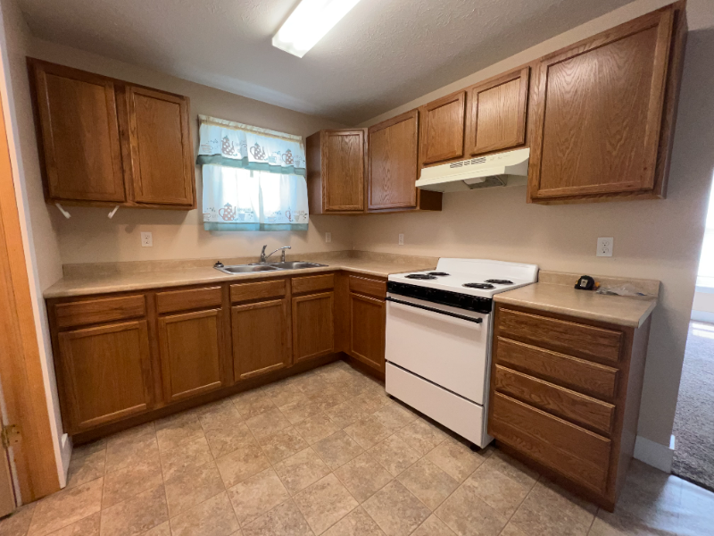 309 E Chapin St-Unit -#3 in Cadillac, MI - Foto de edificio