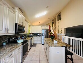 7859 Springvale Dr in Greenacres, FL - Building Photo - Building Photo