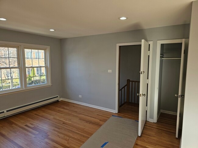 2909 N Austin Ave in Chicago, IL - Building Photo - Building Photo