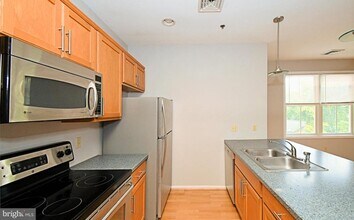 154 Bridge St in Phoenixville, PA - Building Photo - Building Photo