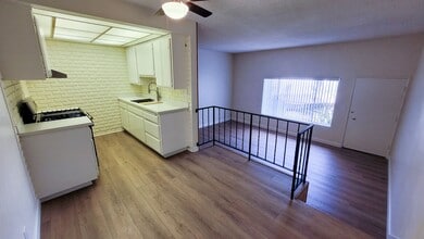 991 S Idaho St in La Habra, CA - Building Photo - Building Photo