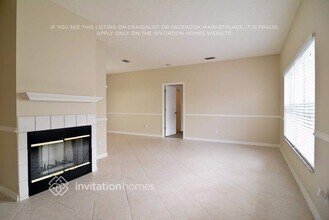 1385 SE Proctor Ln in Port St. Lucie, FL - Foto de edificio - Building Photo