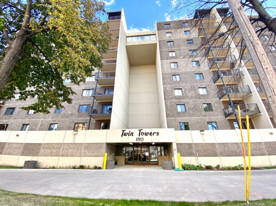 1110 3rd Ave N in Fargo, ND - Building Photo