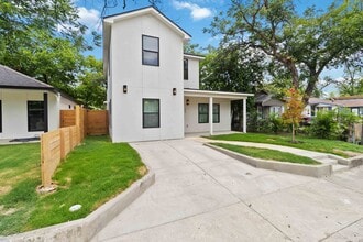 237 Carle Ave in San Antonio, TX - Foto de edificio - Building Photo