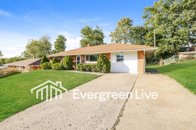 5063 Sabra Ave in Dayton, OH - Building Photo - Building Photo