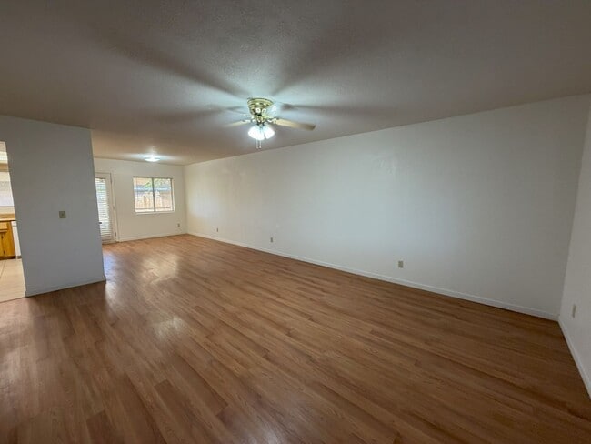 986 Canyon Hills Rd in Kingman, AZ - Building Photo - Building Photo