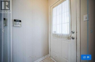 89 Grasslands Ave in Richmond Hill, ON - Building Photo - Building Photo