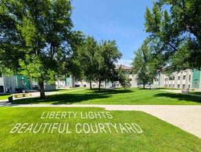 Liberty Lights Apartments in Wahpeton, ND - Foto de edificio - Building Photo