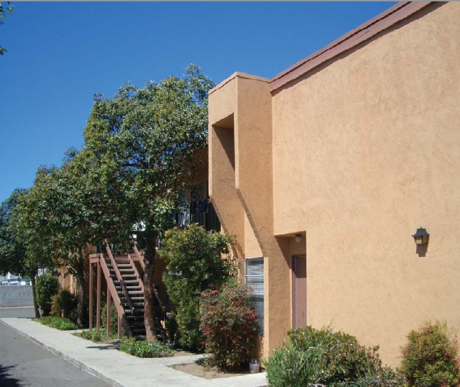 Spring Valley Apartments in Spring Valley, CA - Foto de edificio