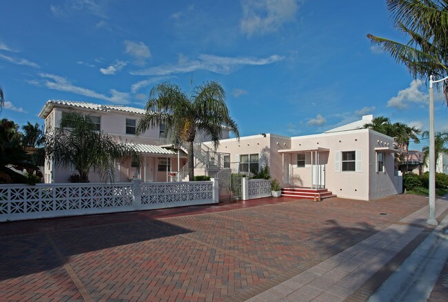 330 New York St in Hollywood, FL - Building Photo - Building Photo