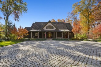 17 Quaker Church Rd in Andover, NJ - Building Photo - Building Photo